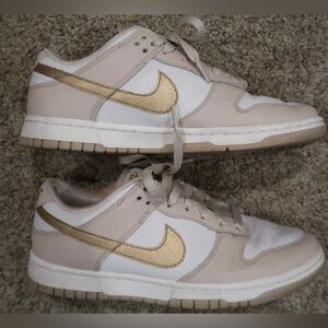 Nike Dunks
